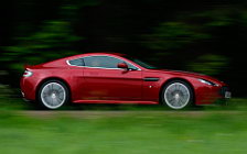   Aston Martin V12 Vantage Magma Red - 2009