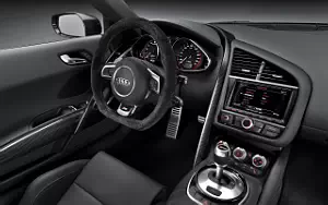   Audi R8 V10 plus - 2012
