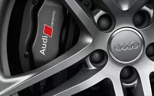 Обои автомобили Audi R8 V10 - 2012