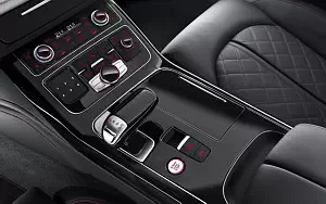   Audi S8 plus - 2009