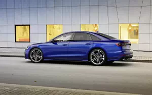   Audi S8 - 2021