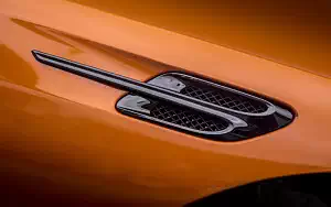   Bentley Continental Supersports Convertible (Orange Flame) - 2017