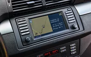   BMW X5 4.8is US-spec - 2004