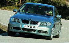 BMW 3-Series - 2005
