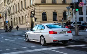   BMW 330e M Sport - 2016