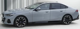 BMW i5 eDrive40 M Sport (Brooklyn Grey Metallic) - 2023