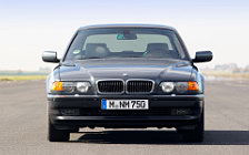   BMW 750iL E38