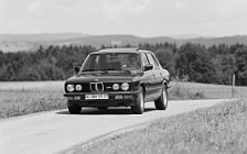   BMW M5 E28