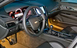   Cadillac ATS-V - 2016