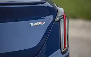   Cadillac CT4-V - 2019