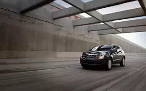   Cadillac SRX - 2011