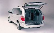   Chrysler Town & Country - 2006