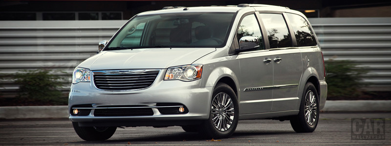   Chrysler Town & Country - 2011 - Car wallpapers