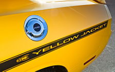   Dodge Challenger SRT8 392 Yellow Jacket - 2012
