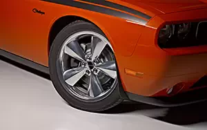   Dodge Challenger R/T Classic - 2013