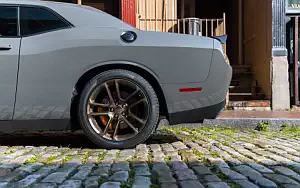   Dodge Challenger SRT Hellcat - 2018