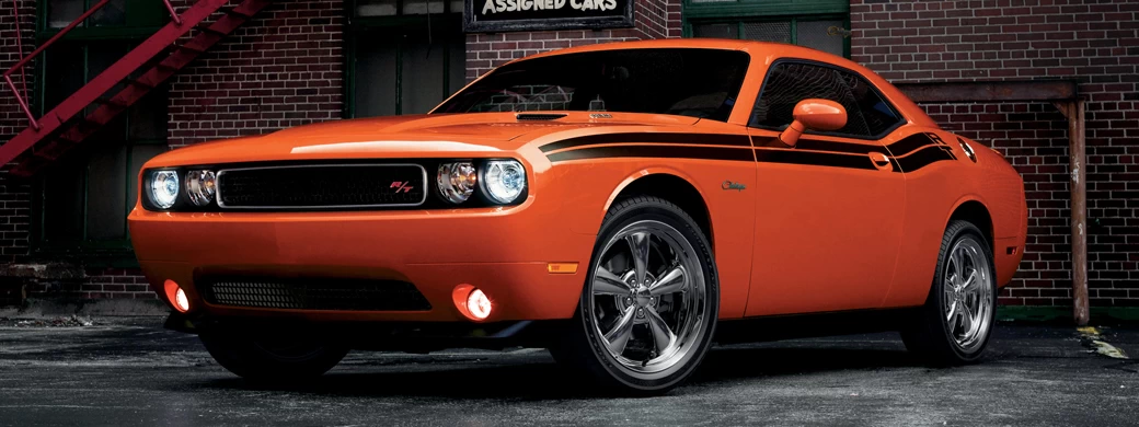   Dodge Challenger R/T Classic - 2013 - Car wallpapers