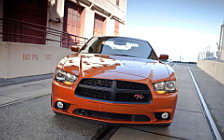   Dodge Charger R/T - 2011