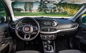   Fiat Tipo - 2015