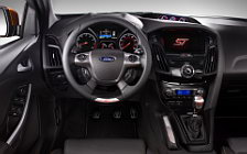   Ford Focus ST US-spec - 2011