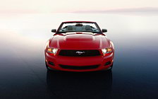   Ford Mustang Convertible - 2010