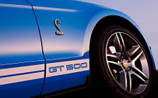   Ford Mustang Shelby GT500 - 2010