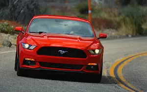   Ford Mustang EcoBoost - 2015