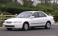   Honda Accord - 2000