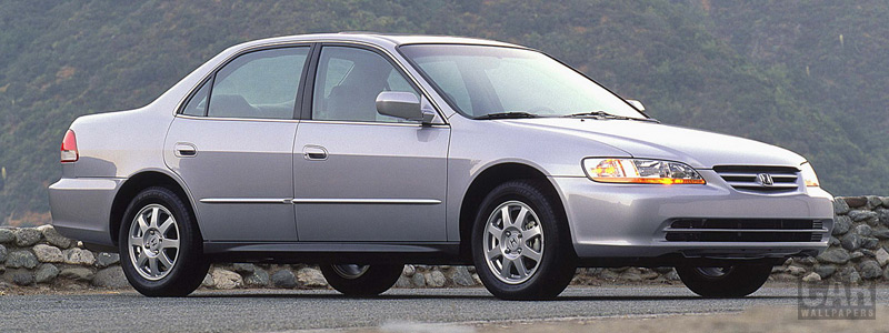   Honda Accord SE - 2002 - Car wallpapers