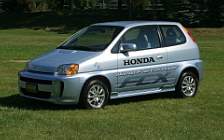   Honda FCX - 2005