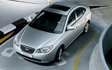   Hyundai Elantra - 2006