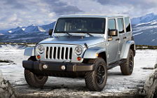   Jeep Wrangler Unlimited Arctic - 2012