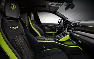   Lamborghini Urus Graphite Capsule - 2020