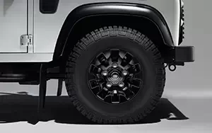   Land Rover Defender 90 Black Pack - 2014