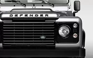   Land Rover Defender 90 Black Pack - 2014