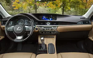   Lexus ES 300h CA-spec - 2016