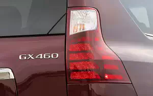   Lexus GX 460 Sport Design Package US-spec - 2017