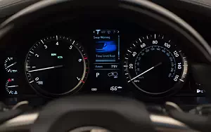   Lexus LX 570 US-spec - 2016