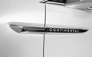   Lincoln Continental - 2016