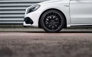   Mercedes-AMG A 45 4MATIC UK-spec - 2015
