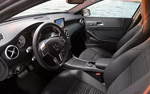   Mercedes-Benz A200 Style Package - 2012