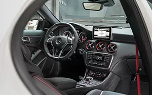   Mercedes-Benz A45 AMG - 2013