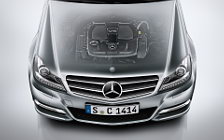   Mercedes-Benz C350 - 2011