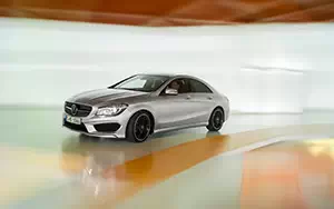   Mercedes-Benz CLA250 Edition 1 - 2013