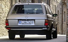   Mercedes-Benz E-class Estate S123 - 1978-1986