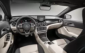   Mercedes-Benz GLA 250 4MATIC AMG Line - 2017