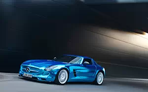 Обои автомобили Mercedes-Benz SLS AMG Coupe Electric Drive - 2012