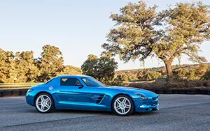   Mercedes-Benz SLS AMG Coupe Electric Drive - 2012