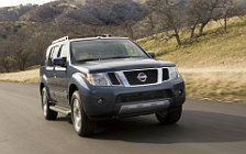  Nissan Pathfinder US-spec - 2008