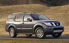  Nissan Pathfinder US-spec - 2008